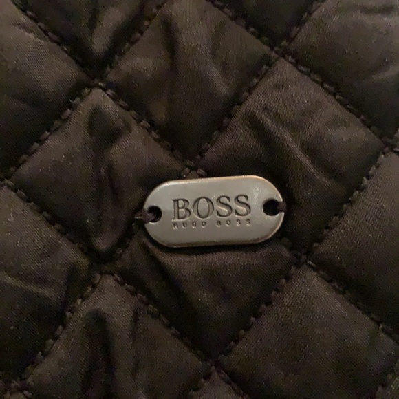 Hugo Boss zip up sweater, size 10Y - Picture 3 of 8